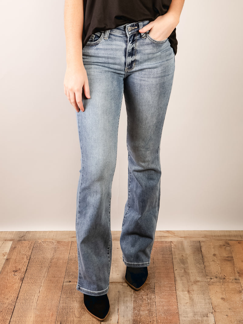 Judy Blue Mid-Rise Light Non-Distressed Bootcut Jean