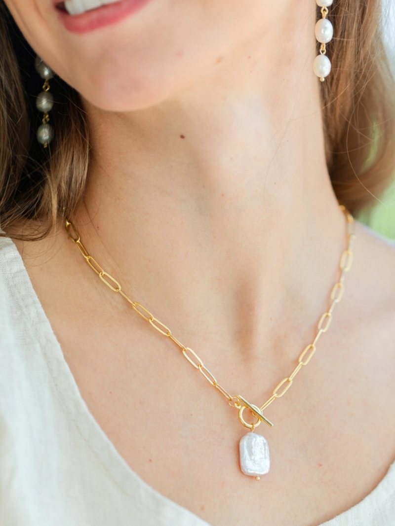 Pearl Toggle Necklace