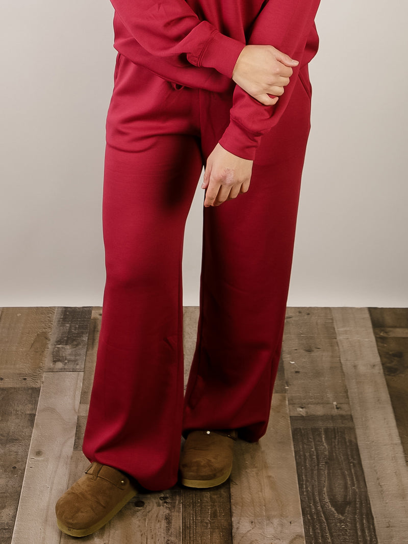 Cabernet Crewneck Scuba Set