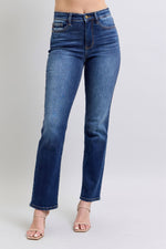 Judy Blue Full Size Washed Straight Leg Jeans with Pockets (Online Exclusive)