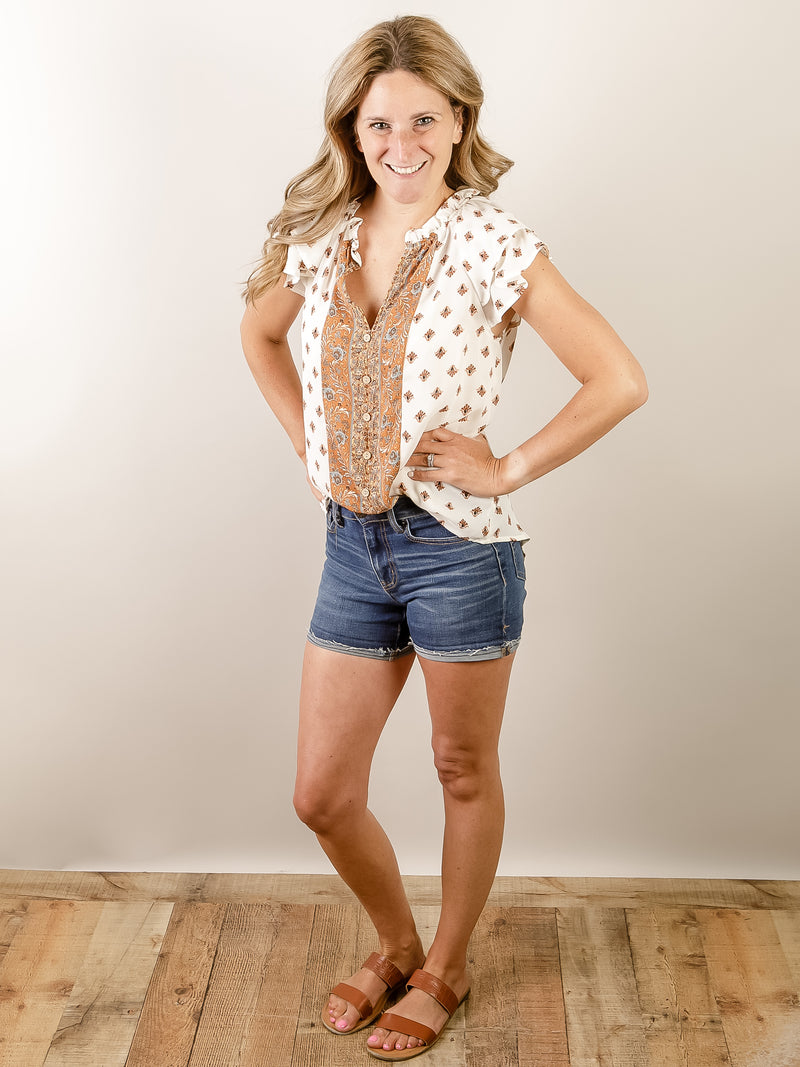 Tan and Off White Centered Border Top