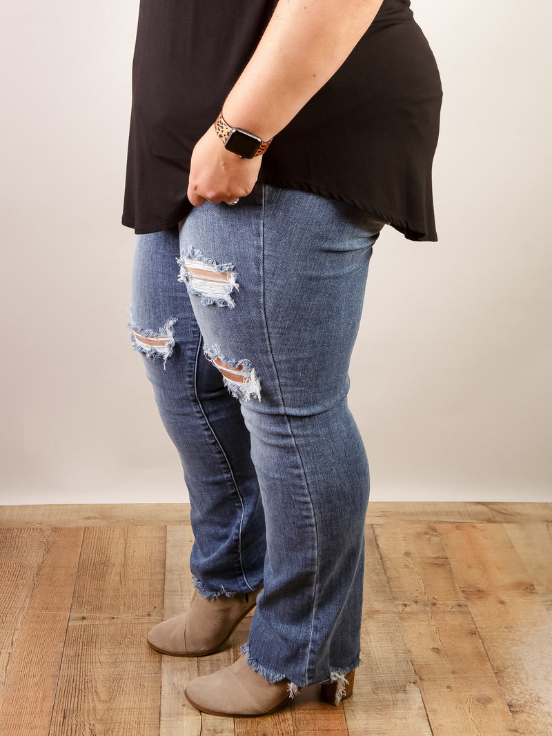 Curvy Judy Blue Destroyed Mid Rise Straight Jean
