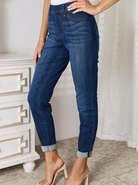 Judy Blue Skinny Cropped Jeans with Elastic Waist (Online Exclusive)