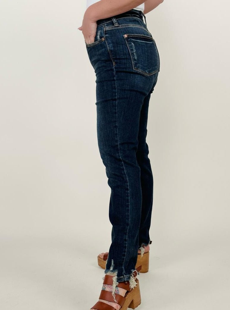 Judy Blue MR Chopped Hem Relaxed Skinny Jeans (Online Exclusive)